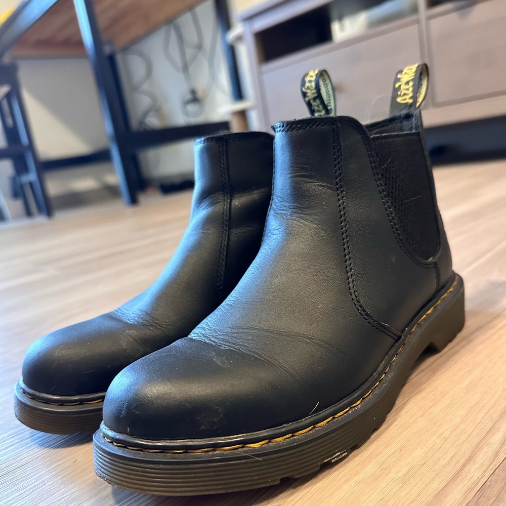 Dr marten Chelsea boot